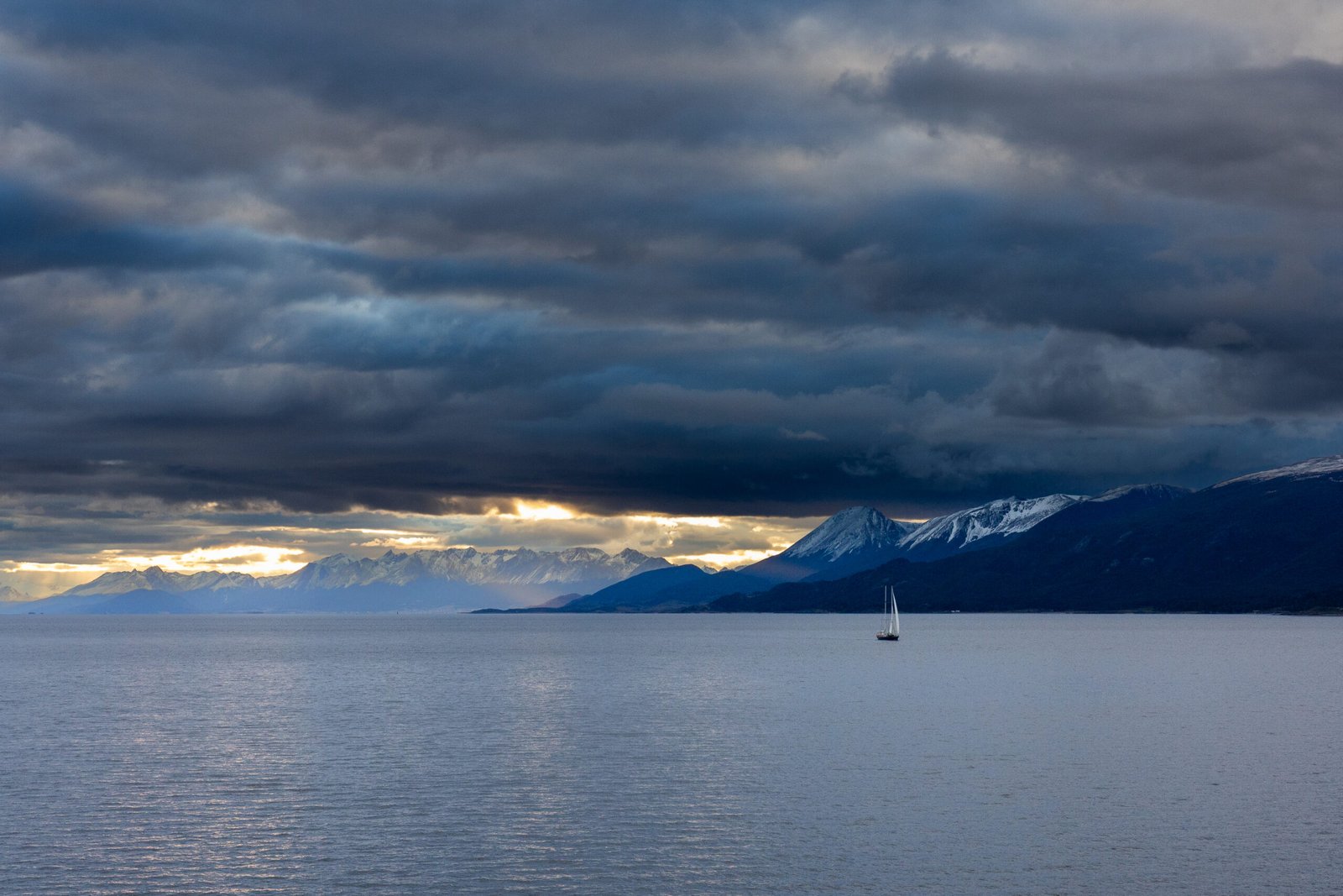 CANAL DE BEAGLE: TRAS LOS PASOS DE DARWIN